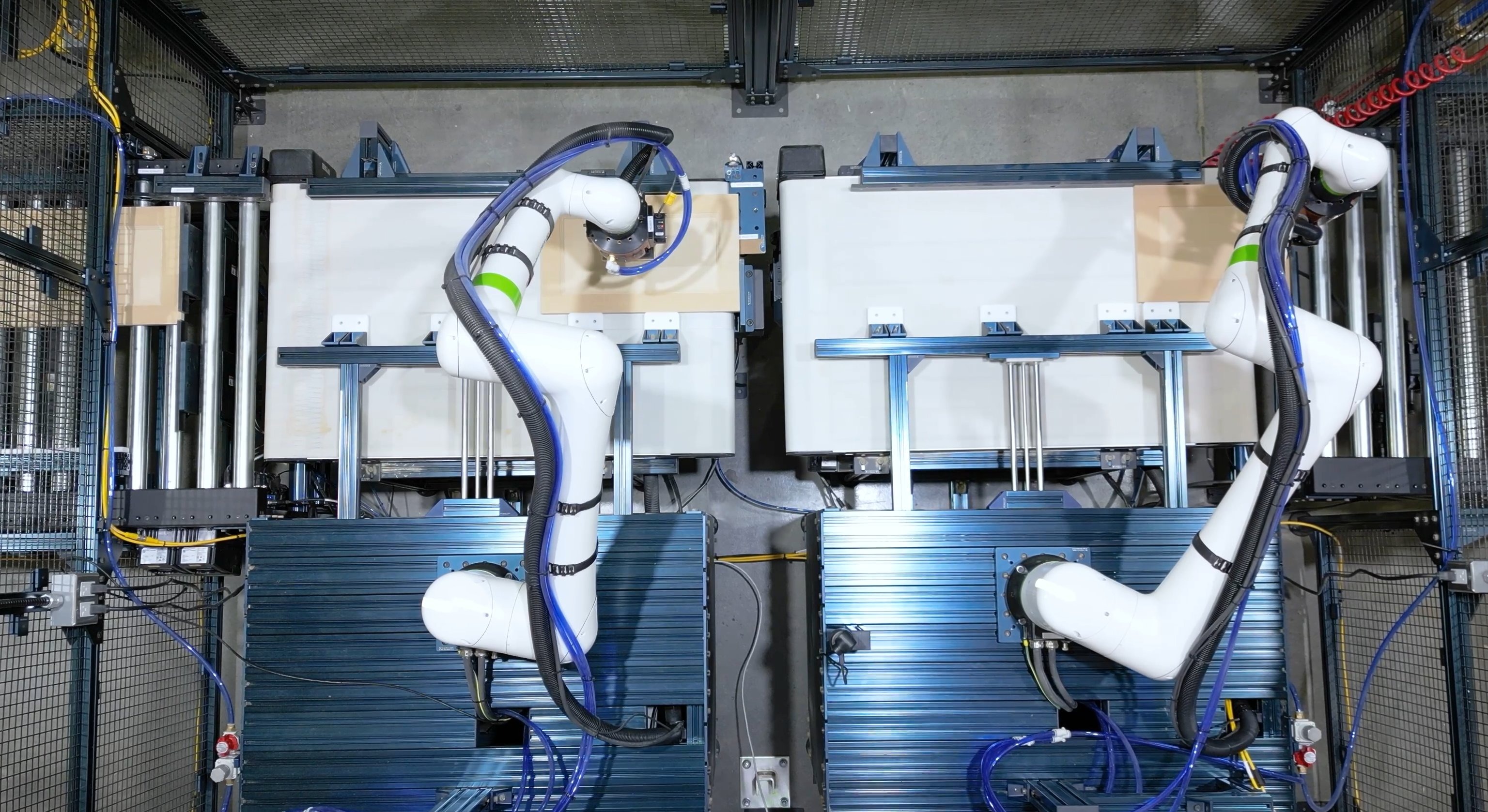 Complete Guide to Industrial Robot Arms & Cobots